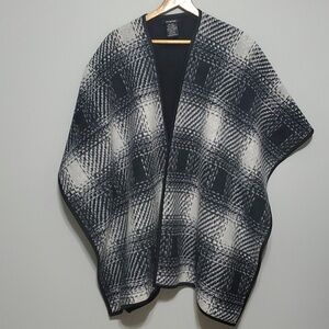 Ike Behar Wrap sweater women's one size cape black grey gray comfy wrap Cozy
